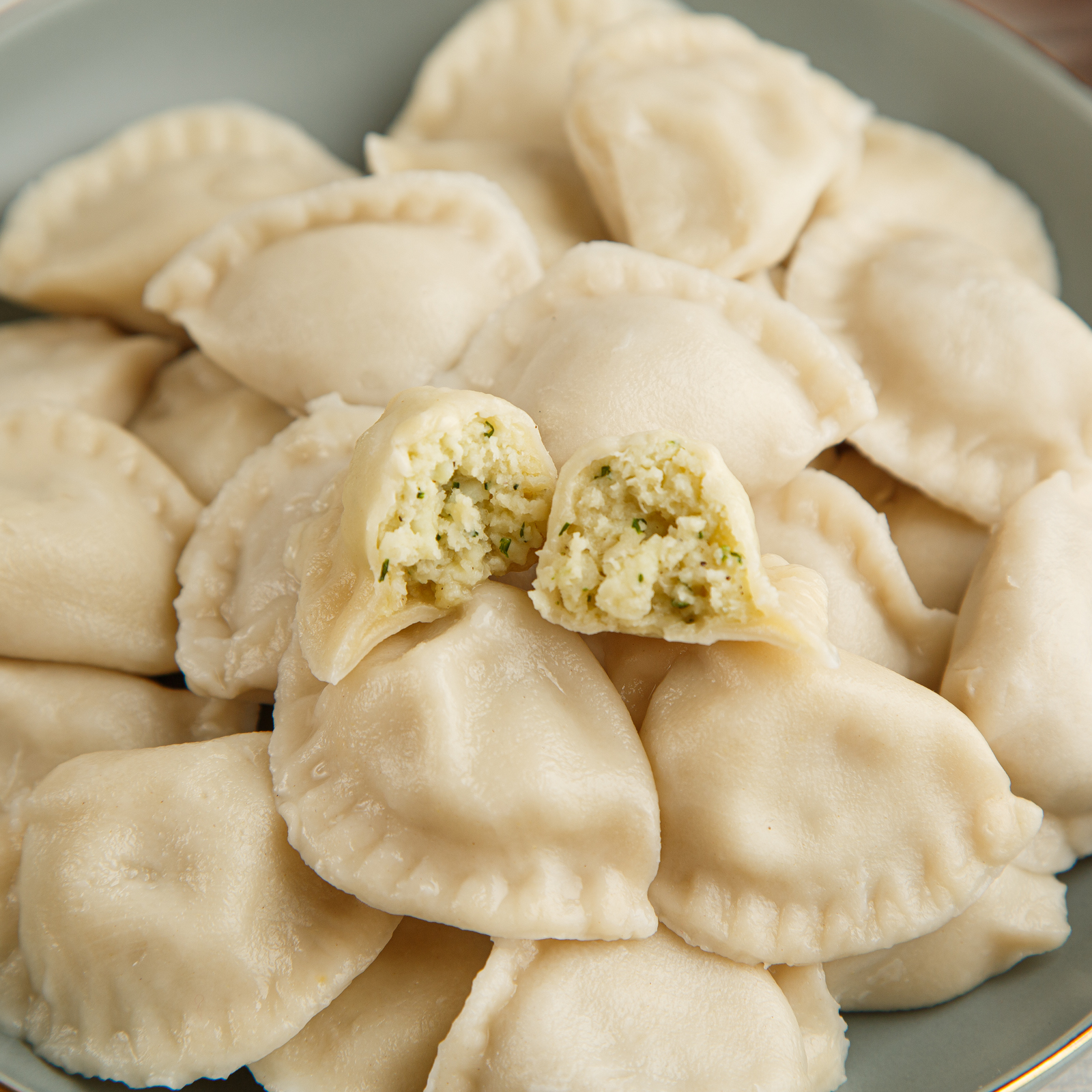 Пельмени постные из кальмара