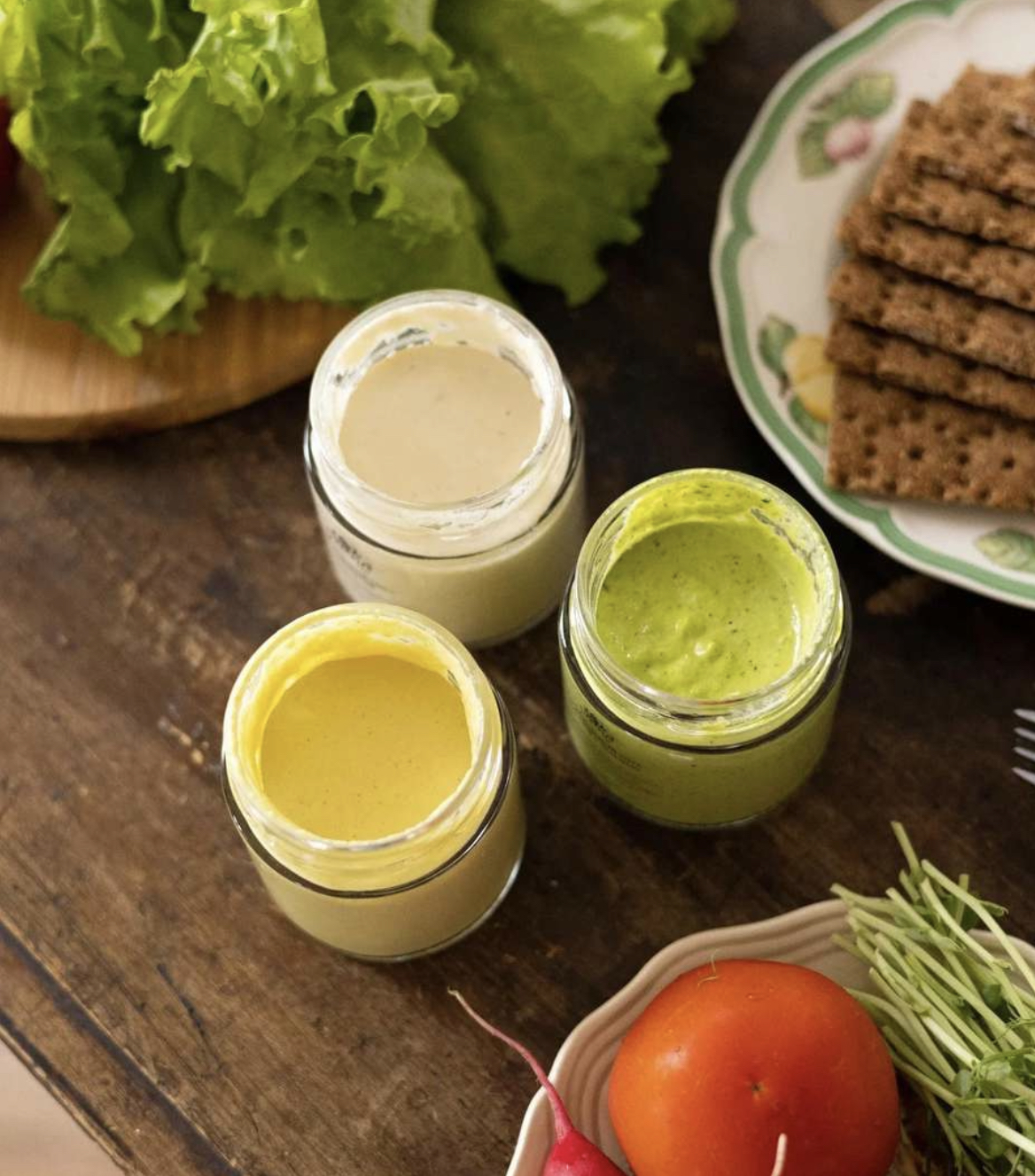 Растительные продукты для кухни (соусы, рикотта, хумус)