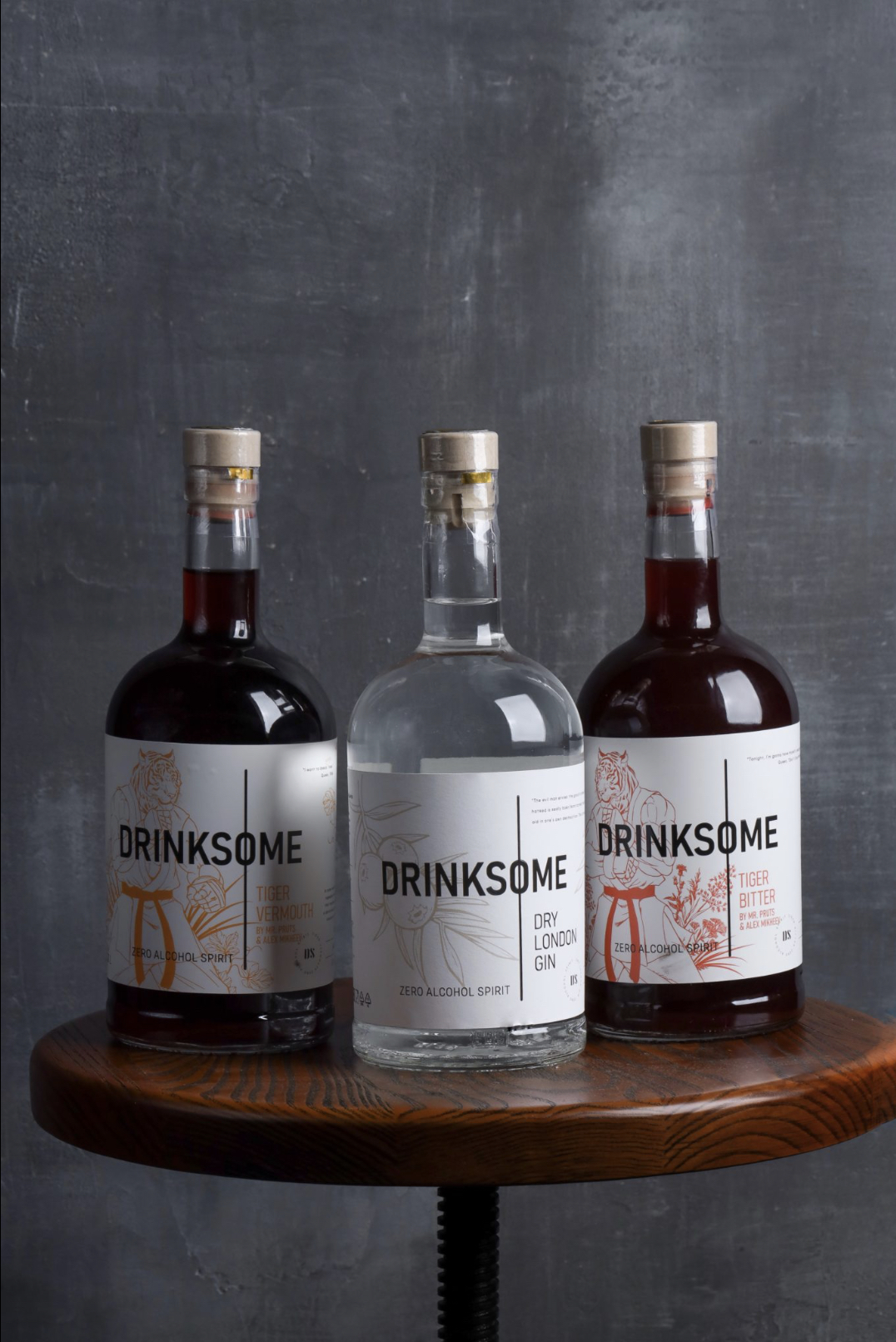 Безалкогольные альтернативы алкоголю Drinksome 0,7 л (джин, ром, виски, вермут, бренди, ликер)