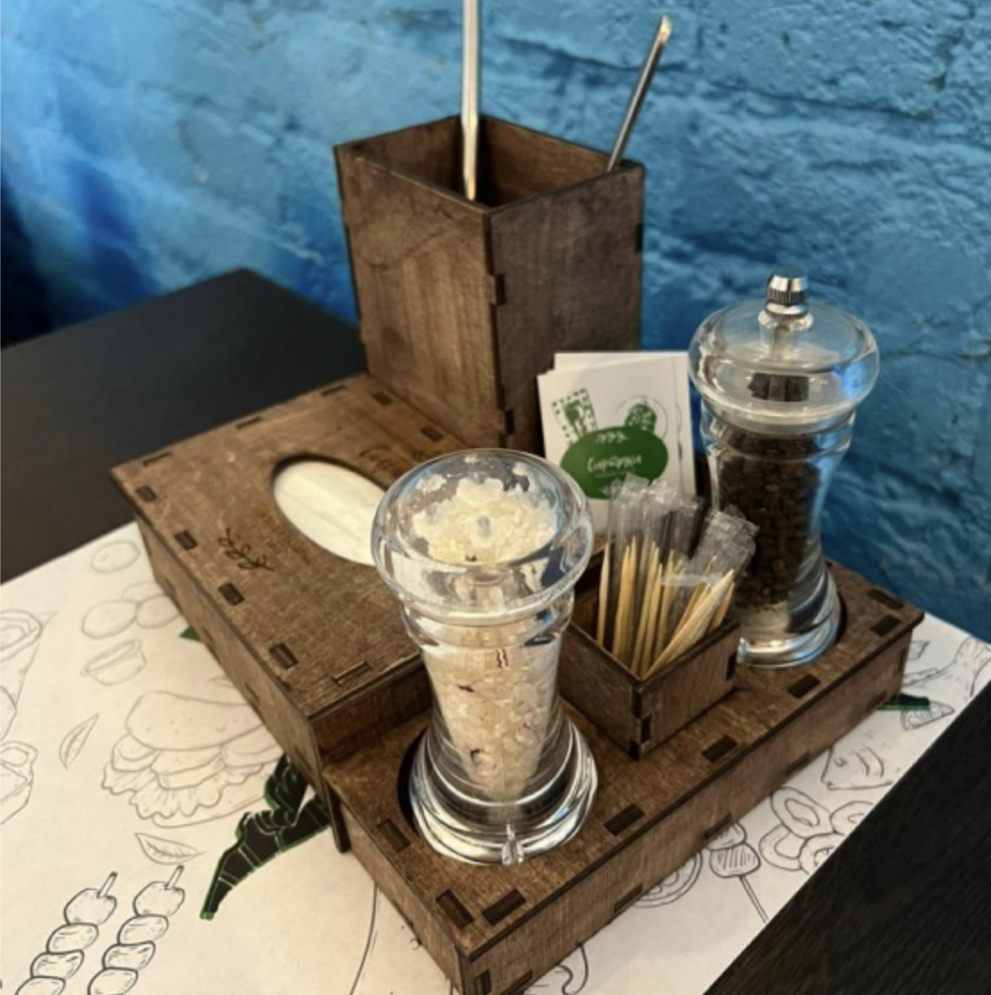 Брендированные салфетки, деревянные салфетницы и HoReCa аксессуары для кофеен и ресторанов